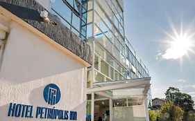Hotel Petropolis Inn
